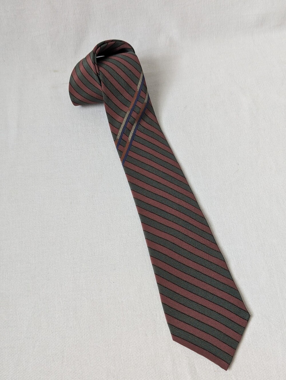 Vintage Chloe Dark Brown & Green Striped 100% Silk Tie Spain
